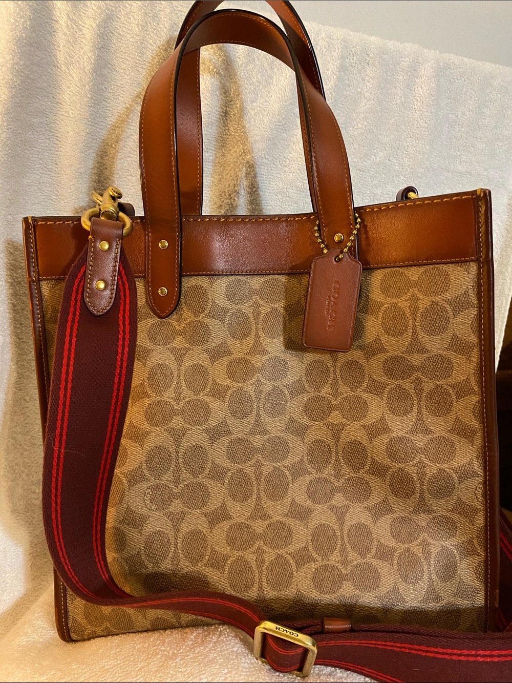 Coach Signature Field Tote
